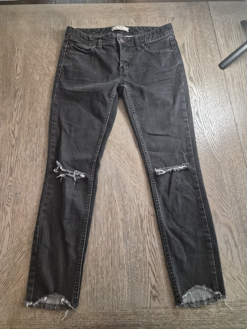 Free People Women's Black Distressed Skinny Jeans
